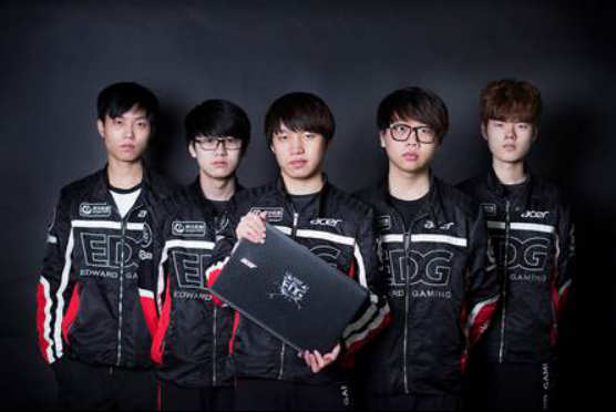 综合来看 综合来看