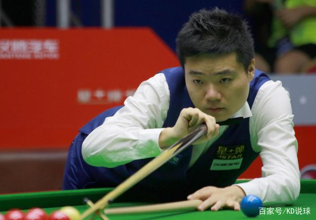 对阵容深度 对阵容深度