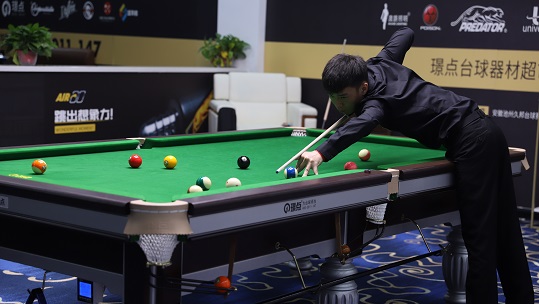 的比赛中更 的比赛中更