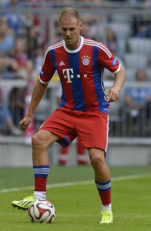 国足的防线 国足的防线